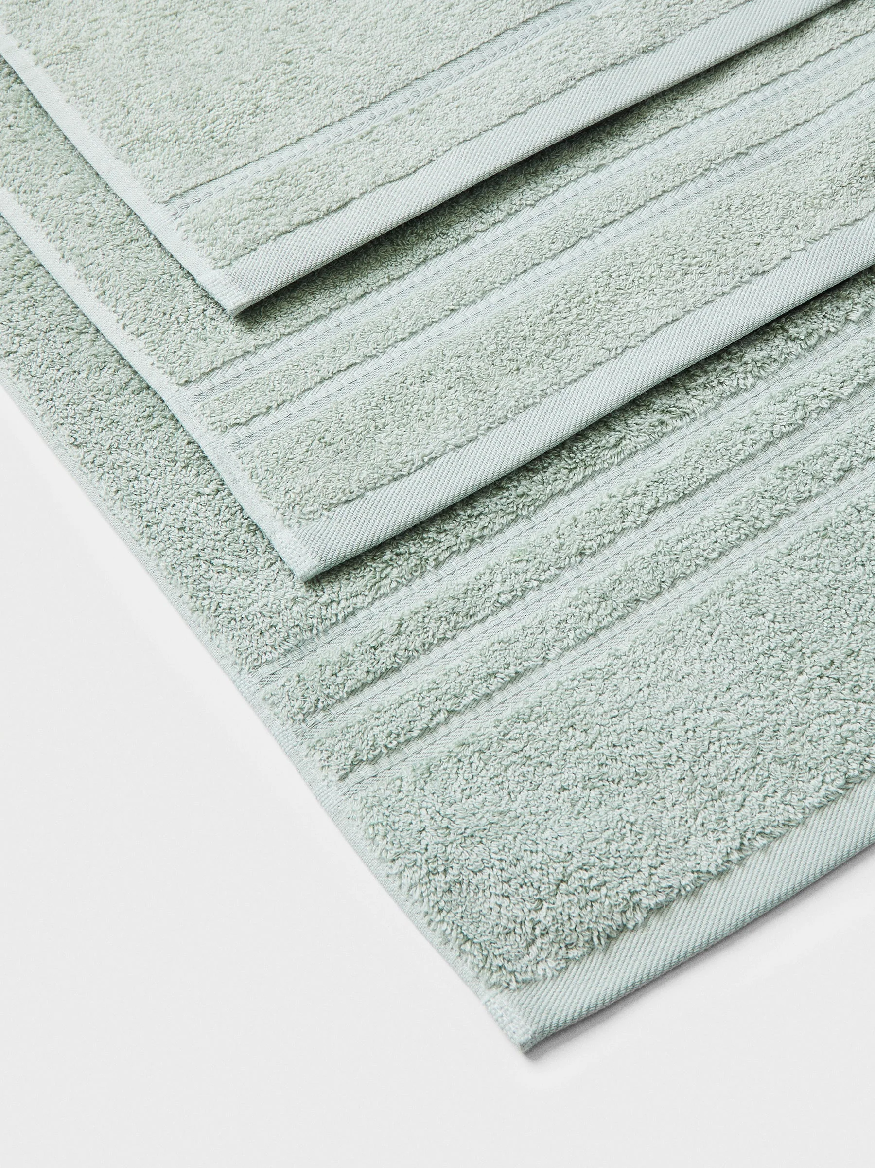 Bath Towel Ensemble Set - Image 34